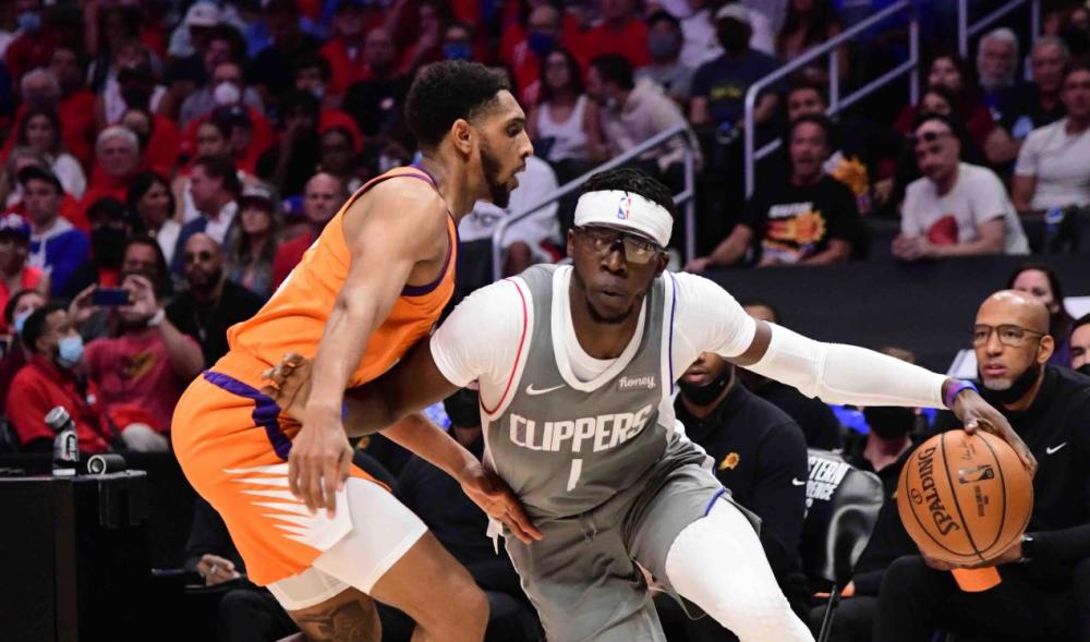  艾顿22+15太阳主场零封灰熊  