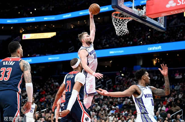  福克斯与萨博尼斯连线，国王加时险胜开拓者保留希望